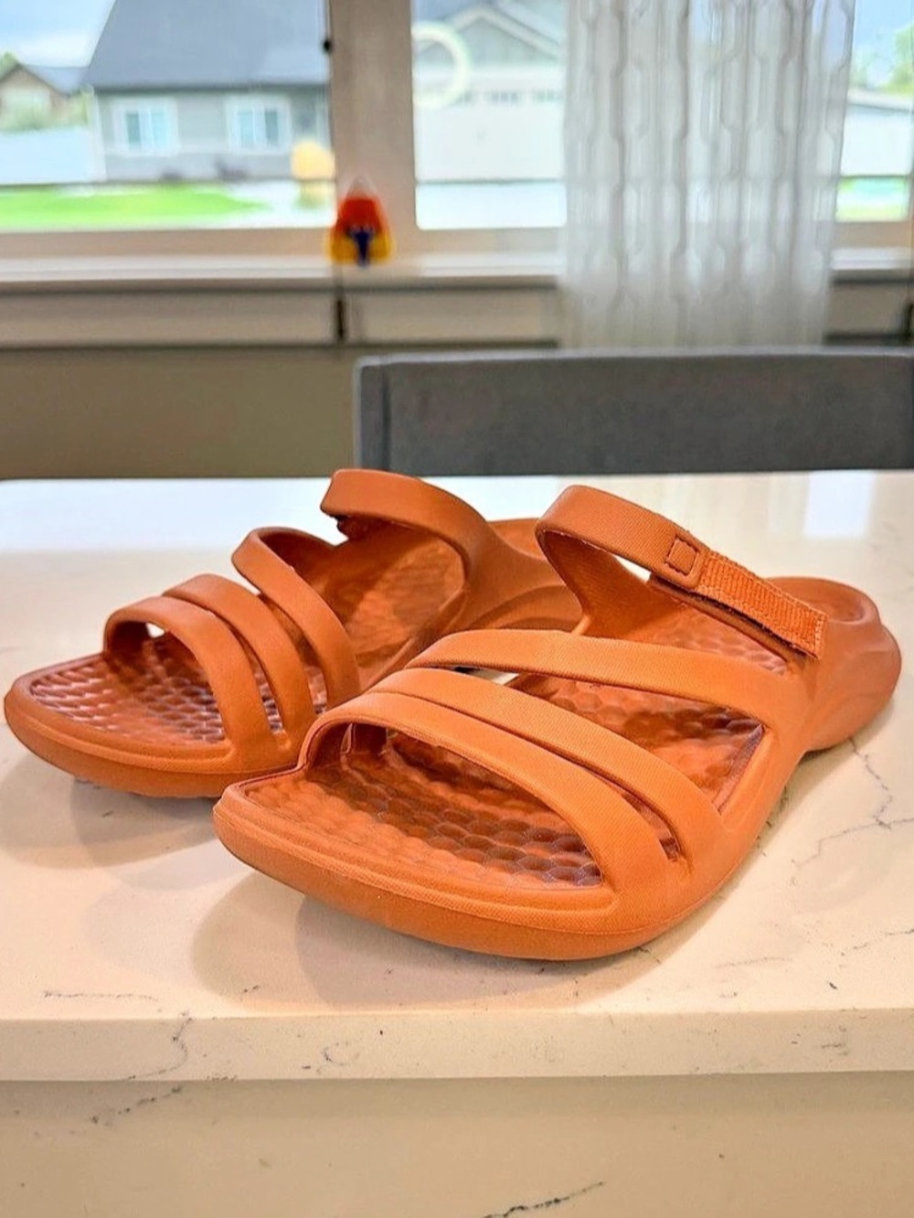 Joybees Women's Lakeshore Sandals in the color terra-cotta.
US 8 Like New